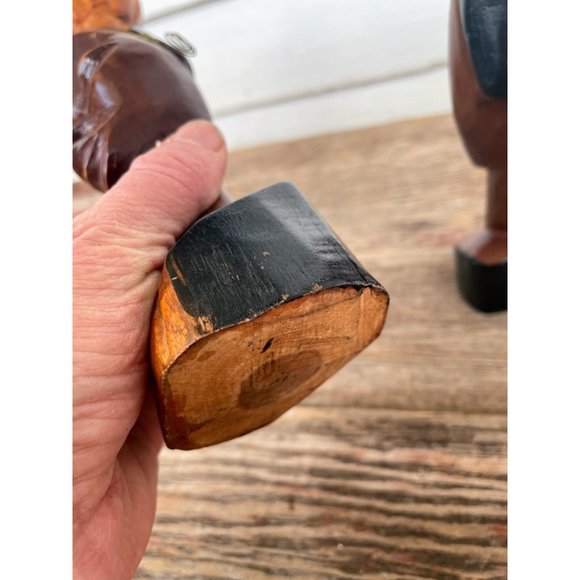 Vintage MCM African Carved Wood Head Busts Woman Man Wire Jewelry - Picture 5 of 15